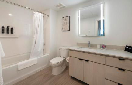 Landing Stylish 2BD Pool Gym - Foto 32