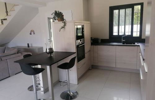 MAGNIFIQUE VILLA MODERNE ENTRE MER ET MONTAGNE - Foto 8