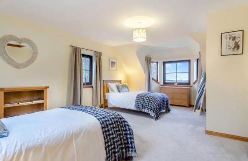 Bunchrew Farm Cottage - Photo 14