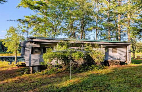 Pet-friendly, secluded, and peaceful pondside home near to Keene and Rindge NH - Foto 18