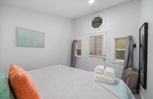 Gorgeous Home with Huge Private Pool and Game Room - Foto 51