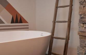 Mountain Suite with tub and view, Alpine design - Photo 43