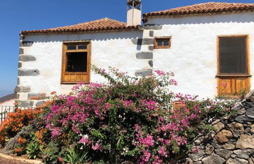 Historic Canarian House, Private Heated Infinity Pool, BBQ, WIFI + Panoramic Ocean Views - Foto 19