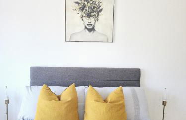 2 Bed Balcony Apt-Free Parking-Ideal for Work or Leisure - Foto 1