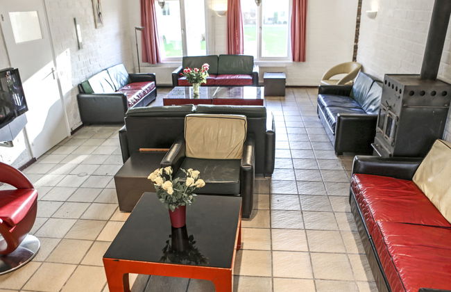 12 bedroom House in Gulpen with garden and terrace - Photo 2