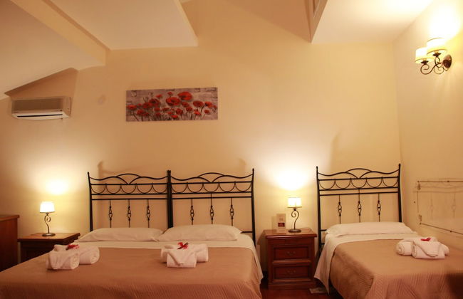 Marchese Sala - Photo 12