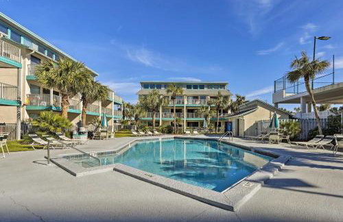 Oceanfront Panama City Beach Condo with Balcony! - Foto 23
