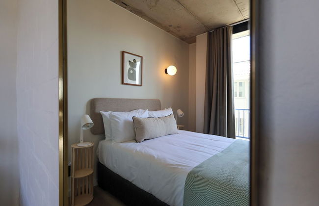 THREE43 on B - Fluent Serviced Apartments - Foto 26