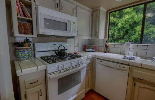 Sounds of the Surf-Spring Special - Photo 1