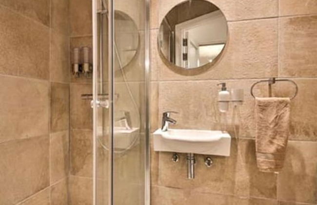 Myn Zondadari - Foto 18