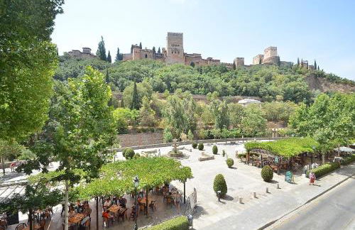 The Nasrid Palace from your bed ! - Photo 2