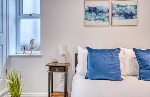 Stunning 2 Bed by the City Centre & Bute Park - Foto 30