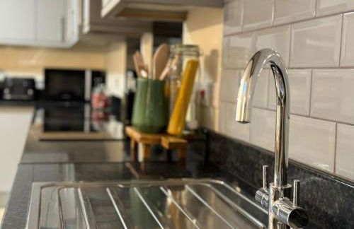 Large House for 21 - Nottingham City - Photo 29