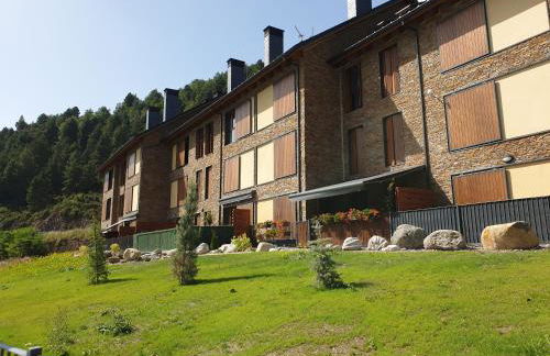 PIRINEOS 3 - Photo 1