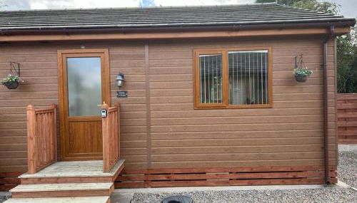 Holly Cabin with Hot Tub - Foto 1