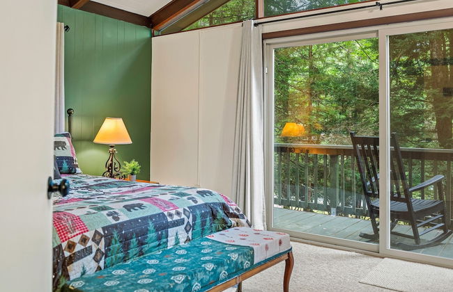 The Four Seasonal by Avantstay Hot Tub Spacious Deck Fire Pit - Foto 17