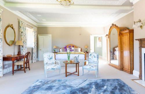 Manor Estate - Two Accommodation Wings - Sleeps 14 - Foto 66