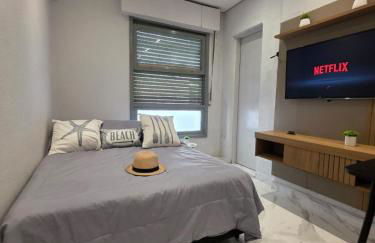 Studio com ar condicionado em frente a praia de Santos! - Foto 2