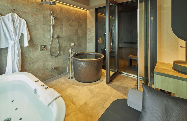 FAV LUX KAGOSHIMA TENMONKAN - Foto 54