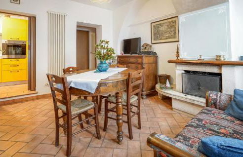 Pet Friendly Apartment In Rosia With Kitchen - Foto 2