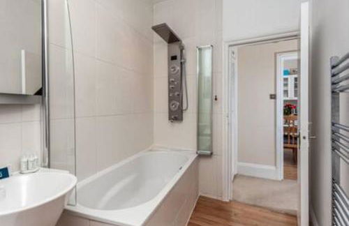 Lovely 2-bed flat next to Oval Cricket Ground - Foto 12