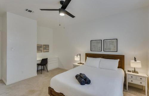 Luxurious 5 Bedroom Retreat with Pool - Foto 26