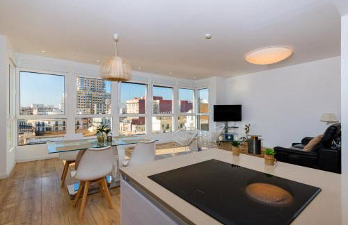 Ayuntamiento Panoramic - Photo 14