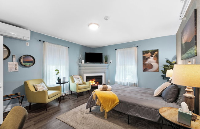 TuckAway Suites at East Branch - Foto 19