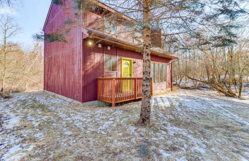 Private Spa, Fire Pit and Deck Poconos Home! - Foto 32