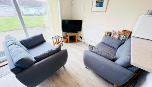 2 Bedroom Bungalow SV58, Seaview, Isle of Wight Free Wi-Fi - Foto 2