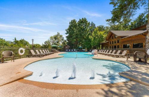 1BR Village At Indian Point 503 near SDC Free Tickets Daily up to 500 - Foto 30