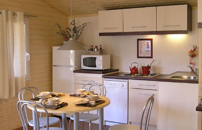 Wooden Chalet on the Edge of Lac de Miel - Foto 4