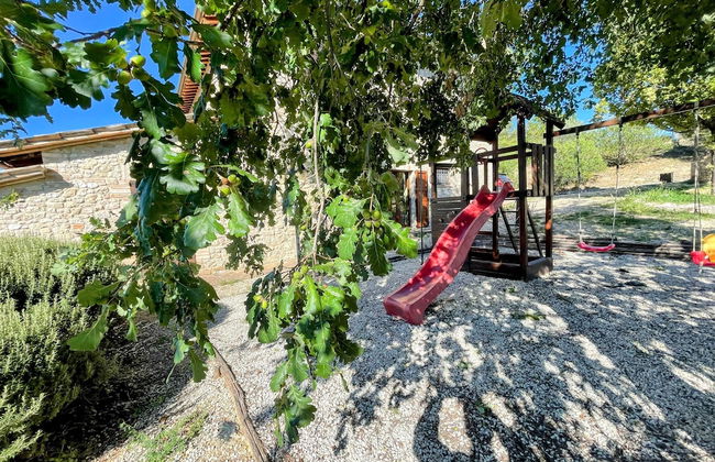 Detached Villa - Sleeps 10 - Pool - Pergola - Playground for Children - Wifi - Foto 63