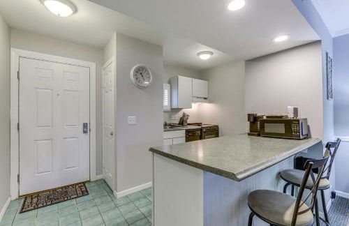 Golf Course Views and Pool Access! Norwich Studio - Foto 7