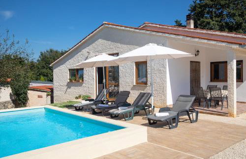 KUŽINIĆI - Foto 28