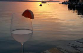 Apartment with sea view - Photo 17