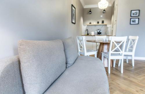 SOLAR Apartments I Stare Miasto 10min I Parking Free I Winda I Balkon - Photo 16