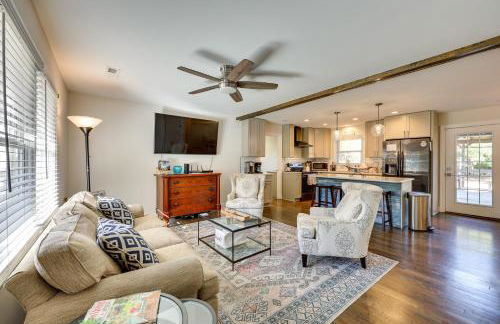 4 Mi to Beach Wilmington Home with Gazebo Deck! - Foto 1