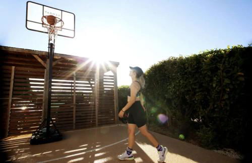 VILLA SAINTE BAUME Piscine Jacuzzi tout confort - Photo 20