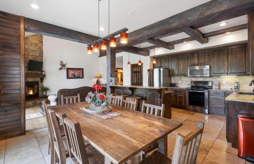 Chalets Resort Luxury Lakefront Villa Amazing View 2 Pools Free Amenities Dock - Foto 65