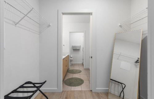 Luxury in The Gulch with Patio Pool Walk to Broadway - Foto 26