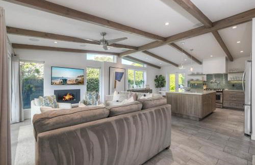 Luxury 3-Bed Beach Cottage with Hot Tub, Fire Pit, BBQ - Walk To Beach - Foto 13