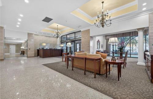 Downtown Condo Near Georgia Aquarium w Free Parking - Foto 10