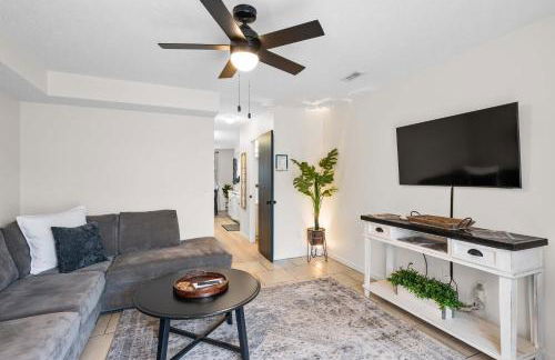 Near Ark Private Parking Patio 2 bed 1&half Bath - Foto 8