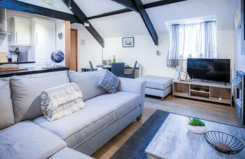 Cosy At The Mews - 2 Bedroom Apartment - Tenby - Foto 28