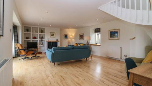 Whitehouse Woodwrae - Photo 4