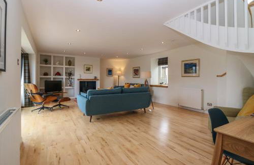 Whitehouse Woodwrae - Photo 4