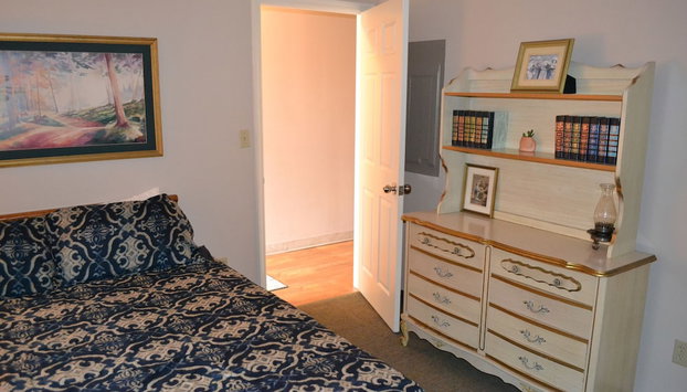 Little Pigeon River 602 2BD Condo with Private Balcony by RedAwning - Foto 5, Habitación