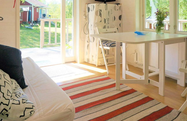 4 Person Holiday Home in Axvall - Foto 8