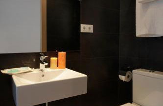 Fisa Rentals Les Corts Apartments - Photo 32